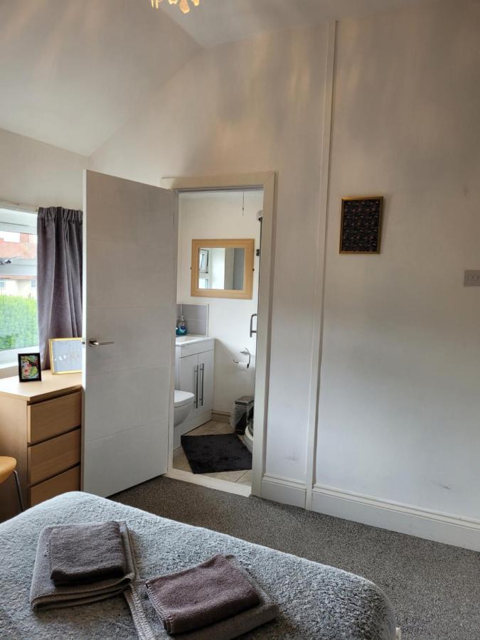 Room@87 Ellesmere Port Kültér fotó