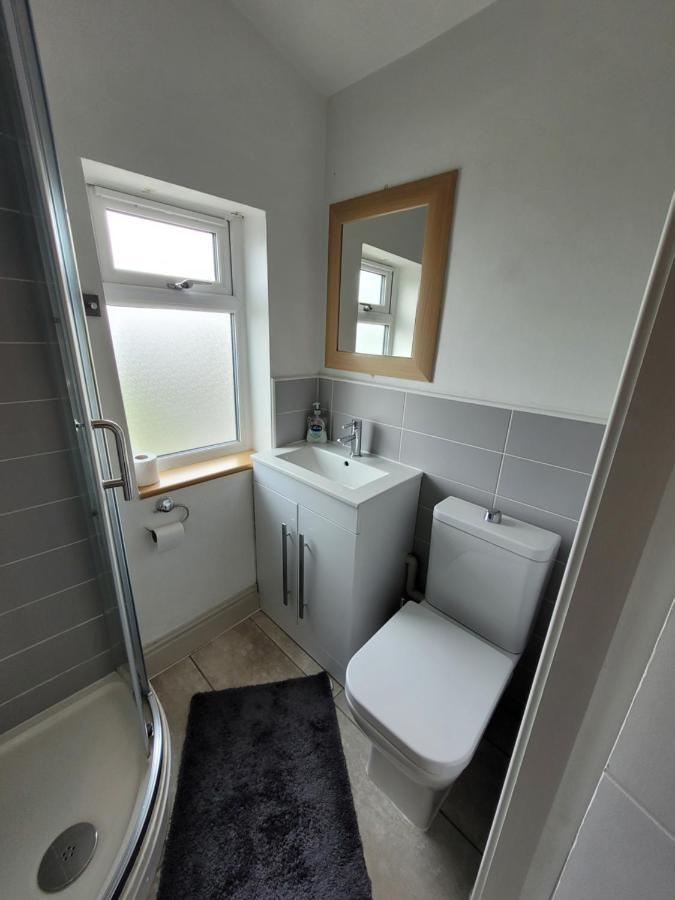 Room@87 Ellesmere Port Kültér fotó